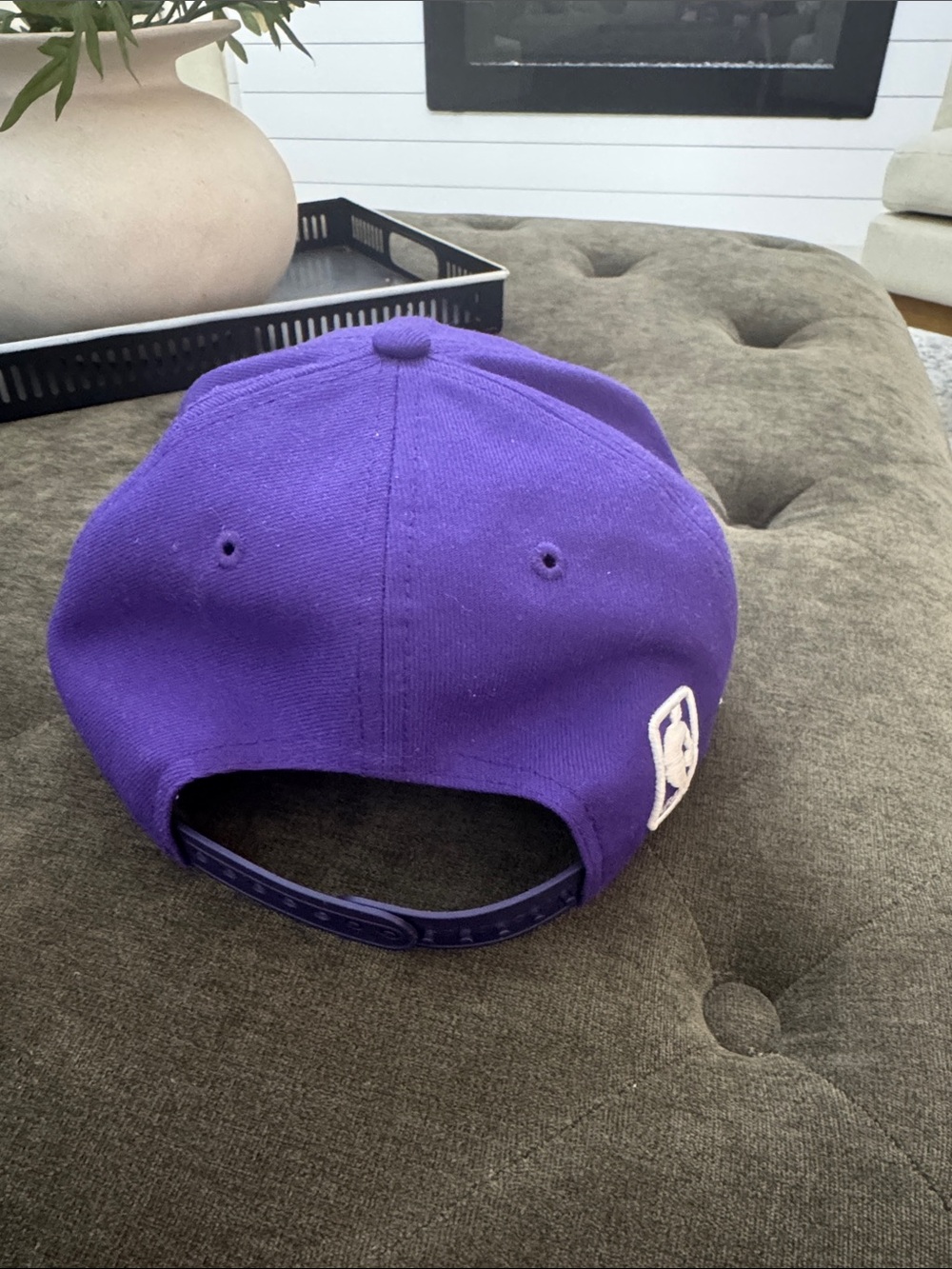 Lakers Snapback Hat - Picture 3 of 4
